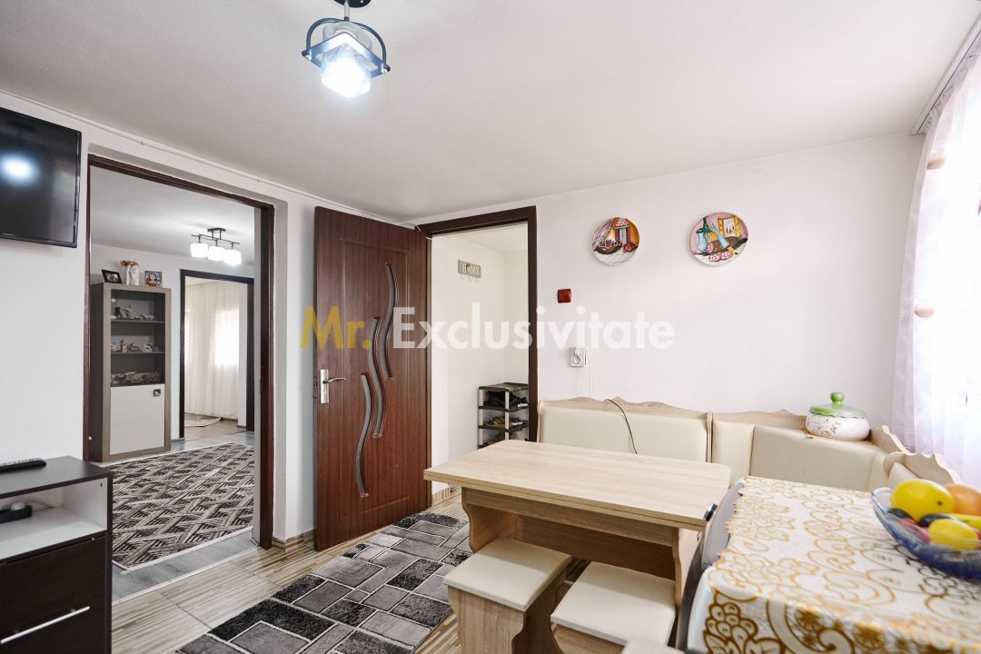 Casa  + anexa în Com.  Petresti, Sat Gherghesti - Dambovița - Poză 9