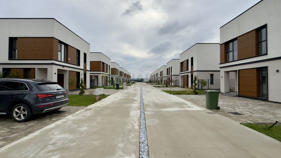 Vila finalizata in Complex Rezidential - Poză 17