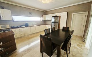 🏡 Casă de Lux cu Design Exclusivist – Eleganță, Rafinament și Confort - Poză 23