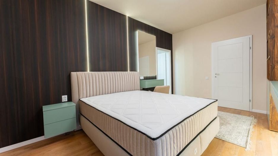 Apartament 2 camere, etaj intermediar, balcon, garaj, Eroilor - Poză 13