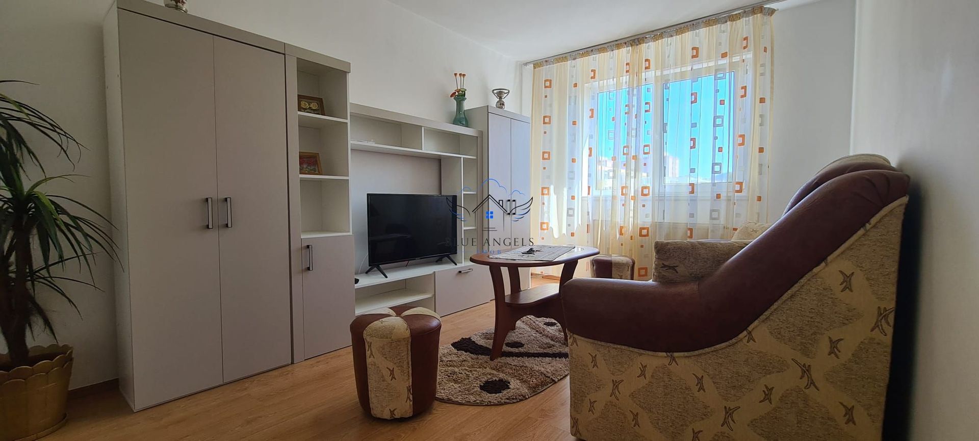 Apartament 3 camere decomandat de închiriat – Astra, zona Someș - Poză 1