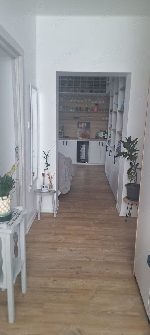 BRASADAS vinde apartament la casa zona Amatiului. - Poză 2