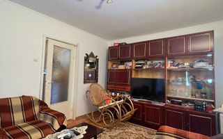 Apartament luminos cu 2 camere, etaj 3/4 – Țiglina 2 - Poză 9