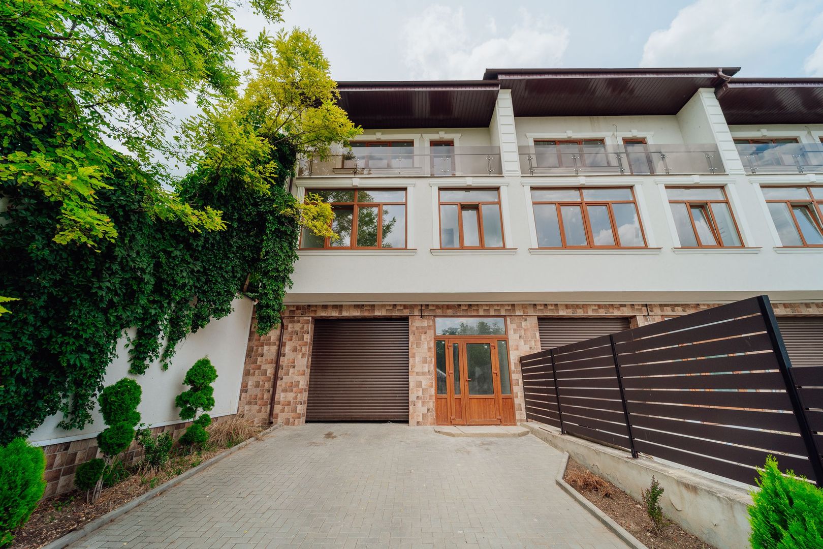 Se vinde ultimul Townhouse, la doar 15 min de la Chisinau - Poză 1