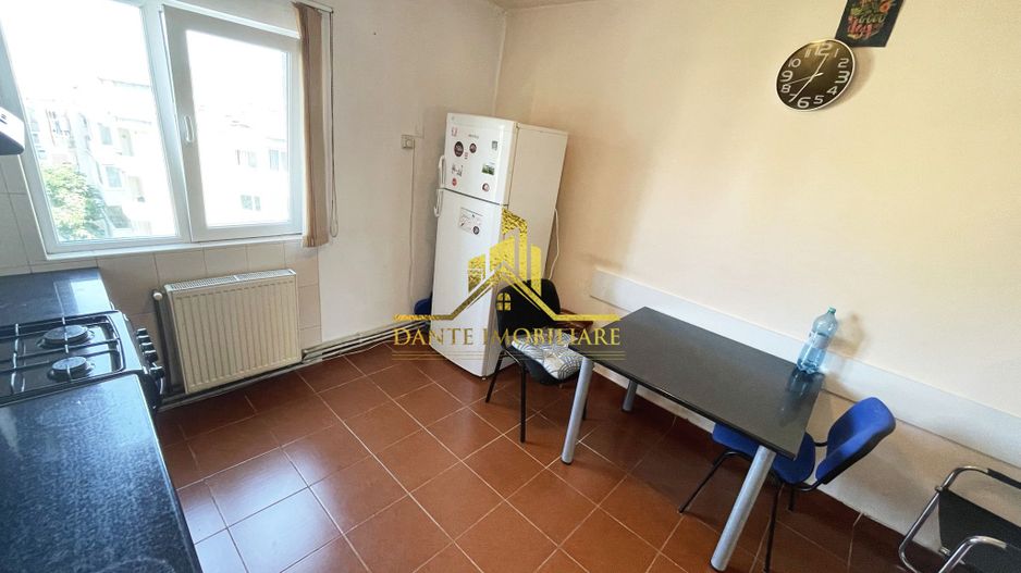 3 camere, decomandat, LA CHEIE, balcon, Semicentral, Piata Marasti - Poză 11