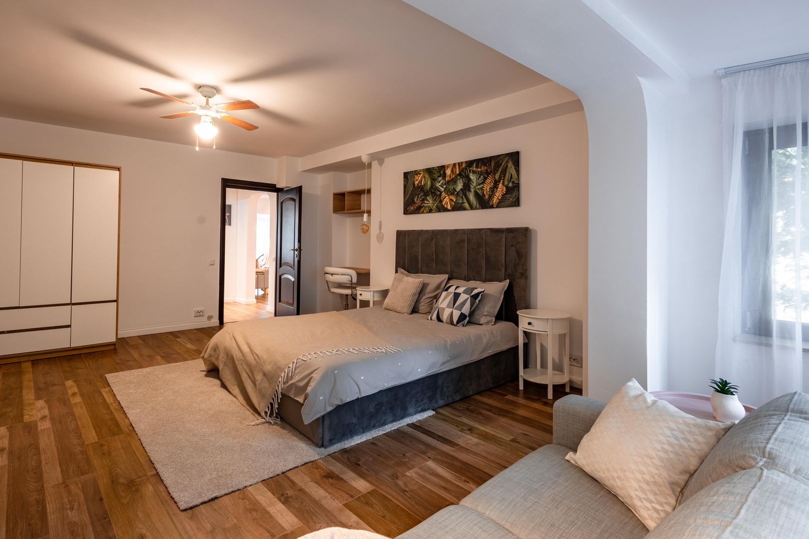 AP. 3 CAMERE PIATA SUDULUI, LOC PARCARE, 100 MP UTILI, METROU 14 MIN - Poză 6