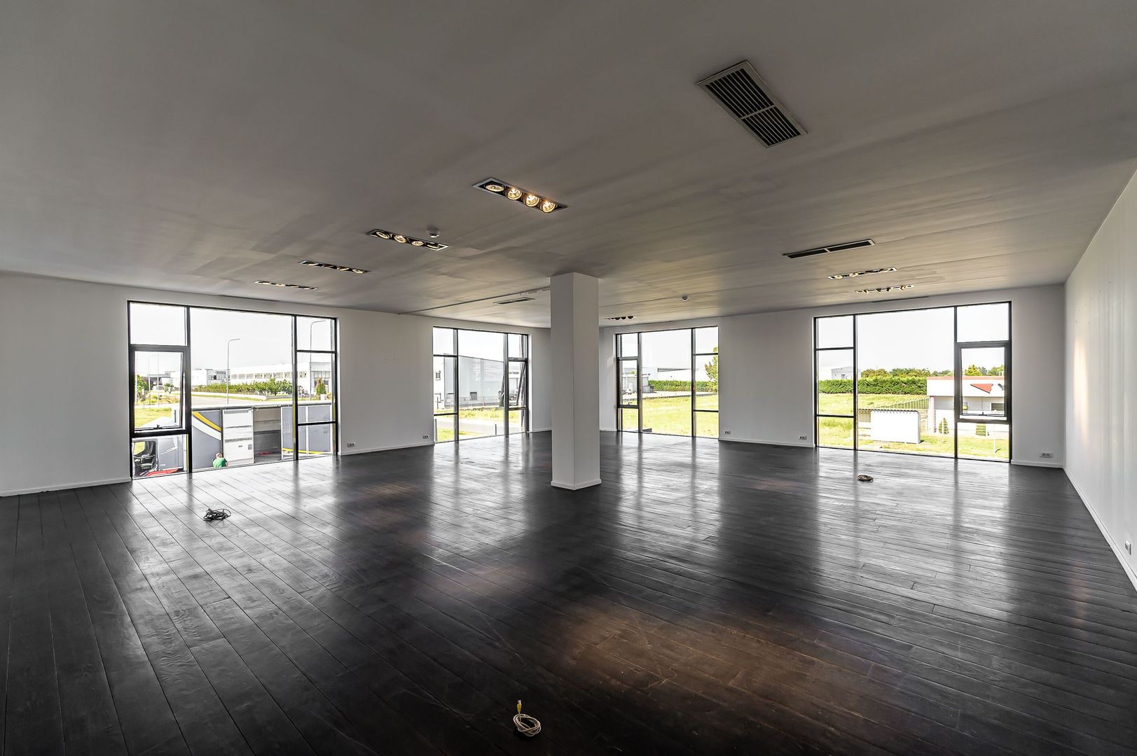 Birouri Premium de 304 mp în Zona Industrială Vest Arad - Poză 8