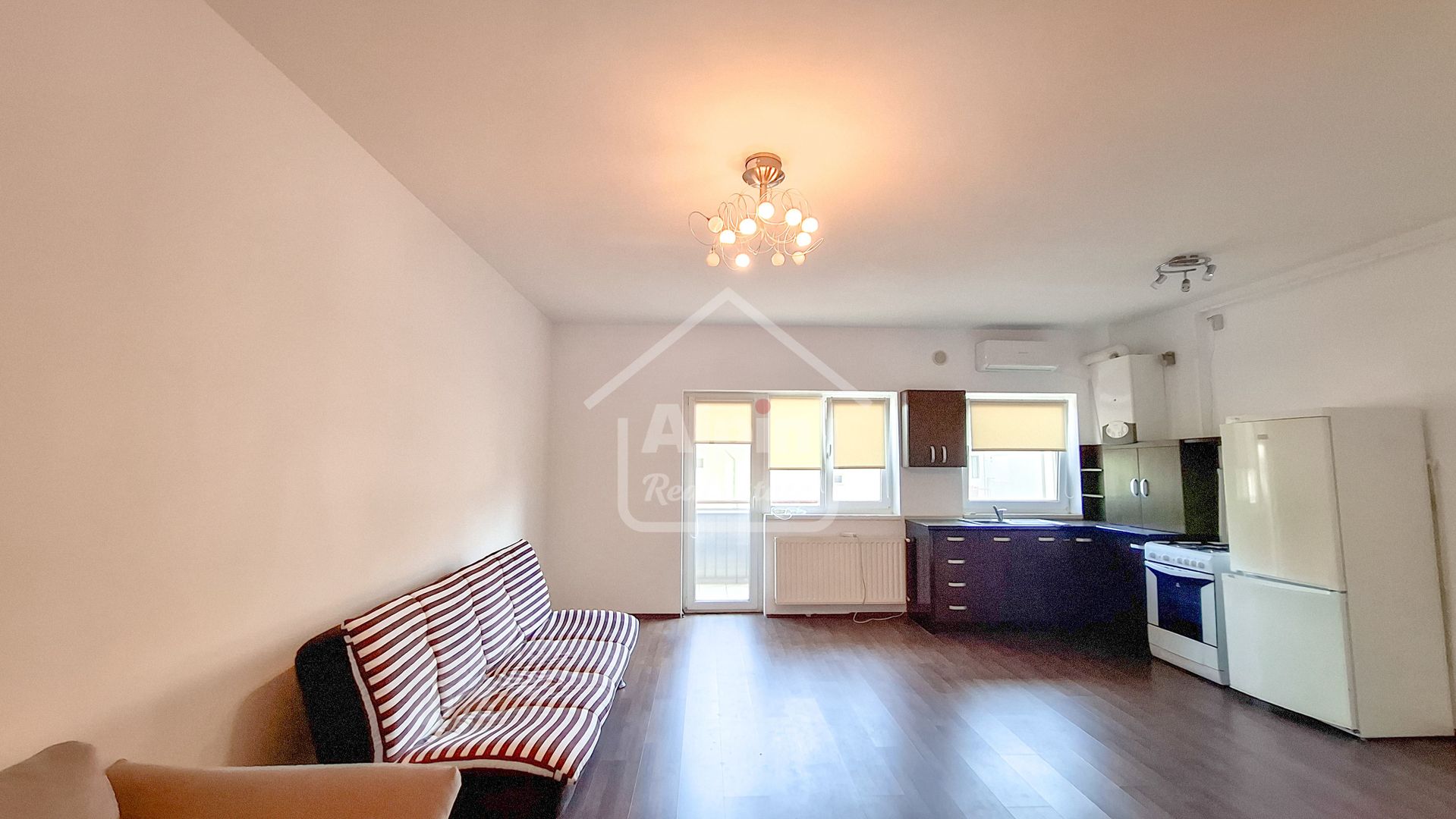 Garsoniera Suprafata Generoasa - Poză 25