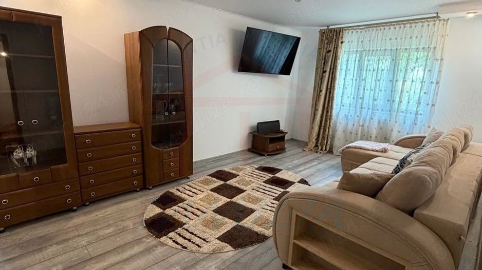Inchiriere apartament 3 camere, Micro 14, 477 EURO/Luna - Poză 4