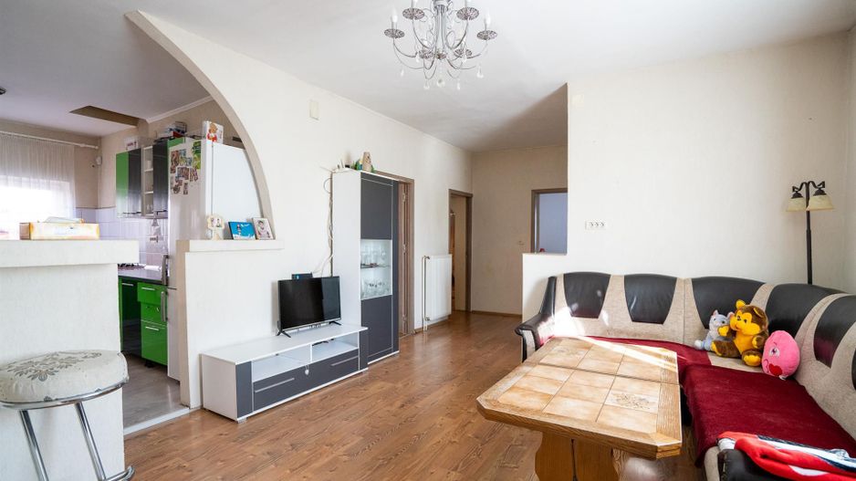 Casa singur in curte cu acces auto si teren 765 mp in zona Dealuri - Poză 5