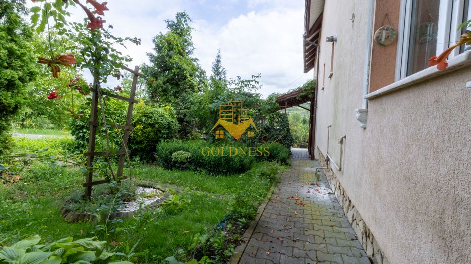 Casa individuala, 5 camere, dressing,garaj, 1000 mp gradina, Borhanci - Poză 12