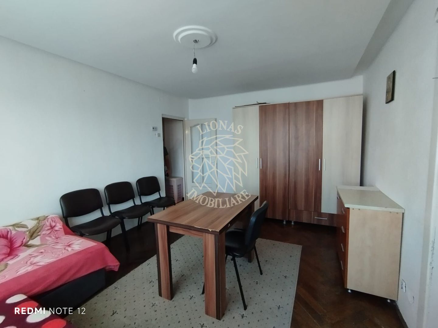 Apartament de inchiriat 2 camere-balcon-etaj 3-Decebal - Poză 4
