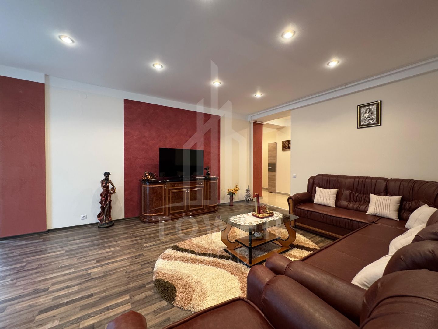 Apartament de închiriat 3 camere, 100 m², decomandat, zona Ștrand - Poză 3