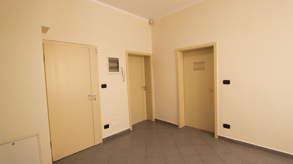 Birouri în vila - zona Balcescu - Poză 13