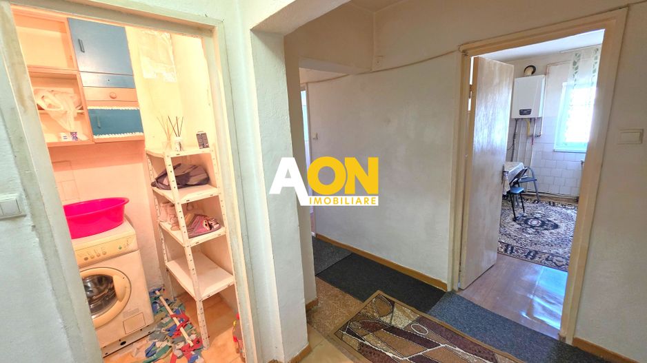 De vanzare apartament 3 camere, etaj 1, Cetate - Poză 4