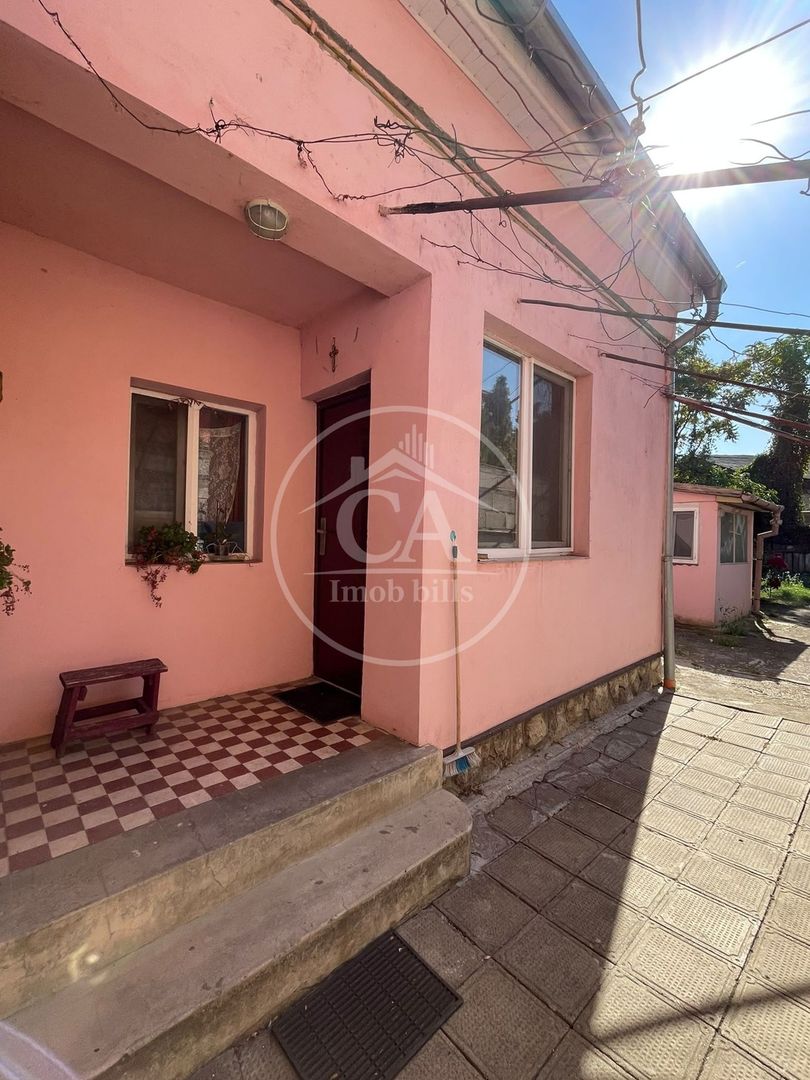 Casa de vanzare cu 4 camere in zona Nufaru,  Oradea - Poză 3