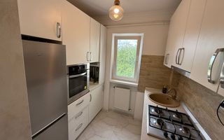 De inchiriat apartament cu 3 camere, zona Unirii. - Poză 9