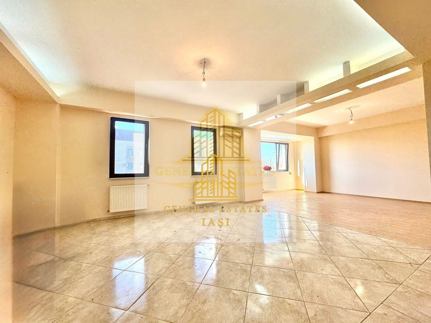 Vânzare apartament în bloc nou - 3 camere, 120 m.p. - Tătărași - Poză 11