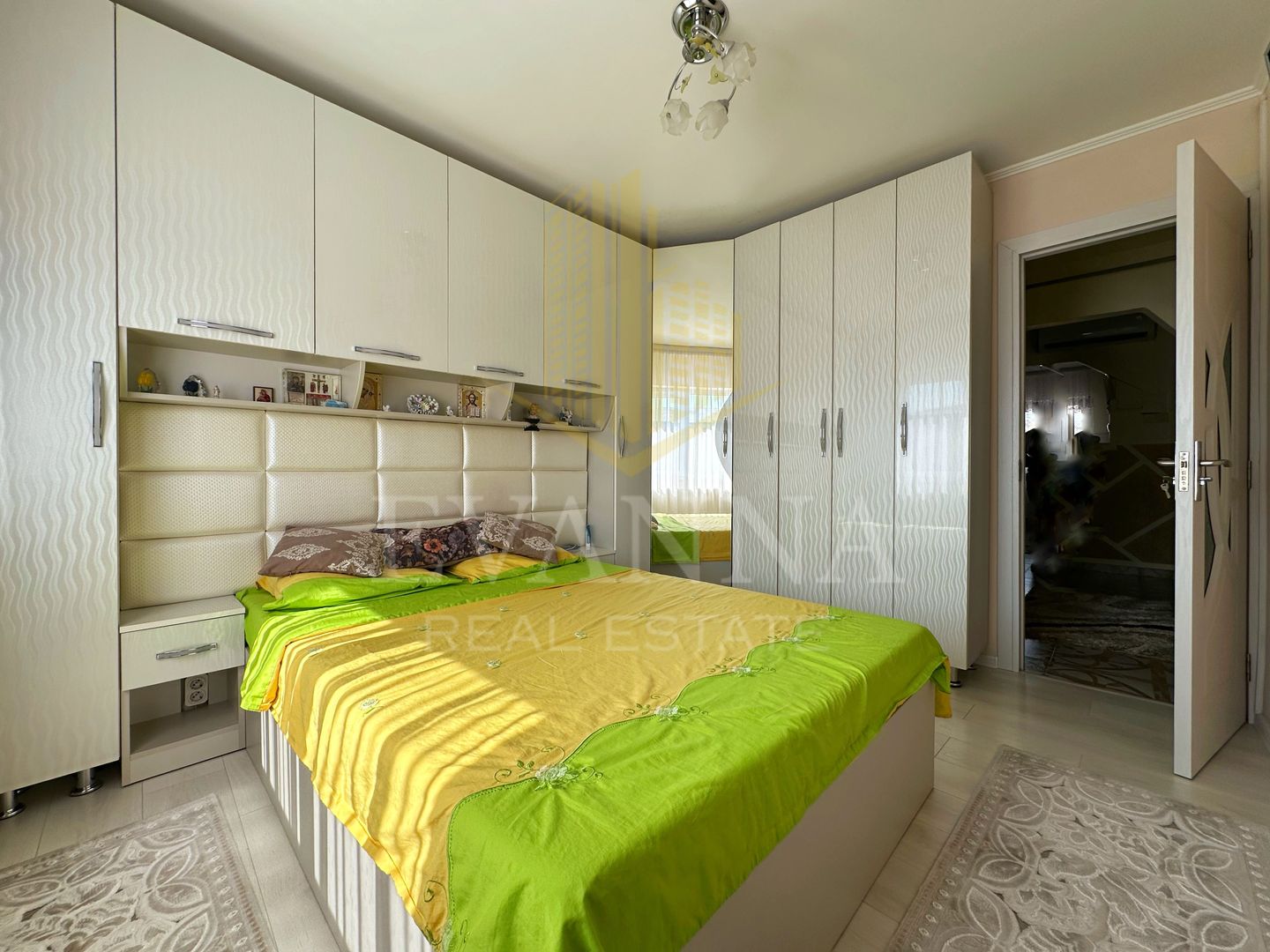 Apartament 3 camere - strada Pasunii - Poză 9