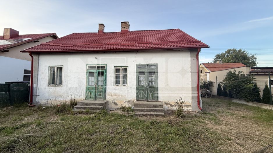 Casă + Teren 1556 mp | Zona Centrală | Front 16 m | 118.000 € - Poză 2