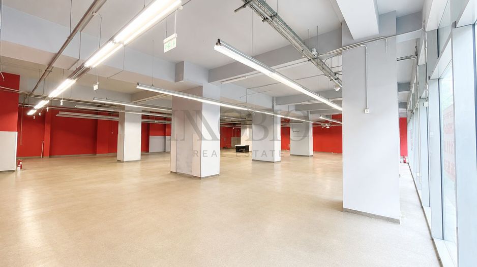 Spațiu comercial excelent | Fost Mega Image - Poză 2