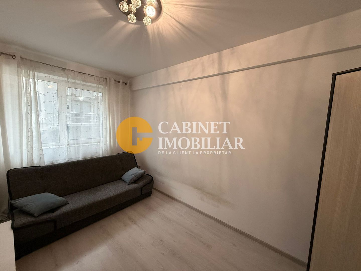 2 CAMERE DECOMANDAT - MOBILIAT/UTILAT  - BLOC NOU-  ZONA PLATOU GALATA - Poză 4