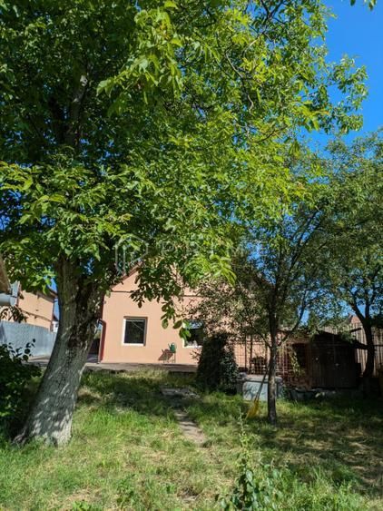 Clădire multifuncțională de vânzare sau închiriere – 7 Noiembrie - Poză 1