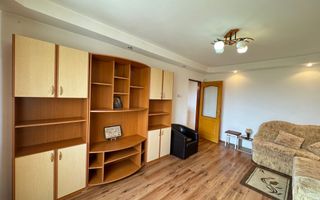 Apartament 2 camere decomandat, etaj intermediar, Cartier Vasile Aaron - Poză 3