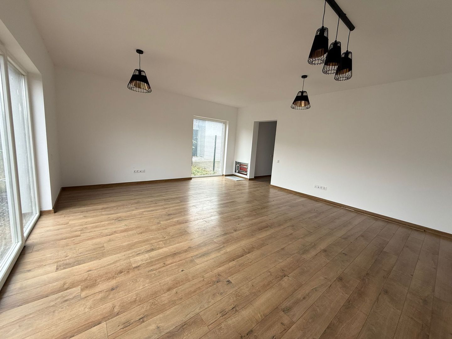 Casa Noua pe Parter - LA CHEIE  - Sibiu, Talmaciu - Poză 14