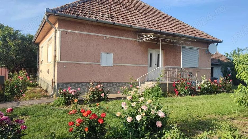 Casa de vanzare in Ungaria aproape de granita - Poză 2