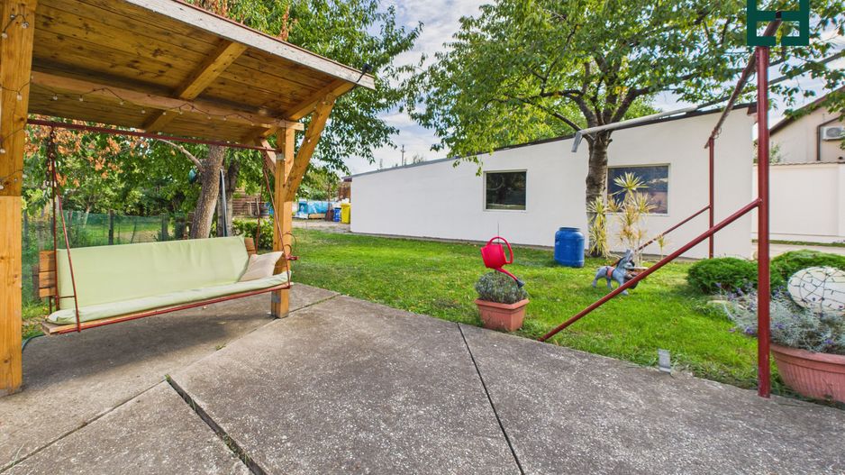 Casă tip Duplex cu 8 camere  - Zona Bujac - Arad - Poză 31