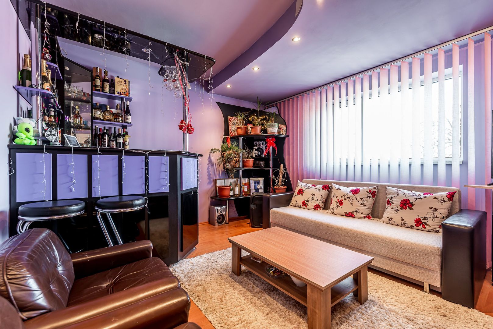 Casă spațioasă în mijlocul orasului, Str. Constantin Brâncuși - Poză 9