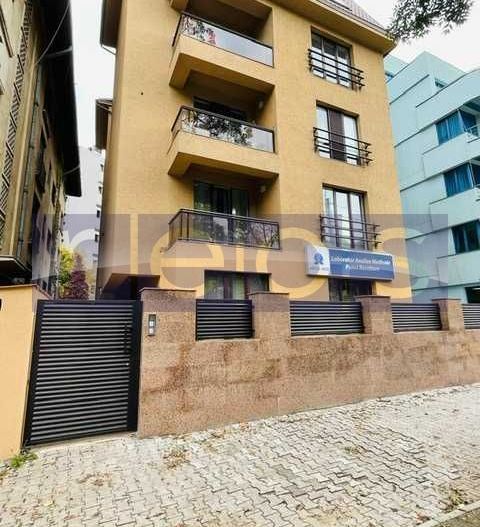 VANZARE APARTAMENT DEOSEBIT PE DOUA NIVELURI | 300MP | ARCUL DE TRIUMF - Poză 5