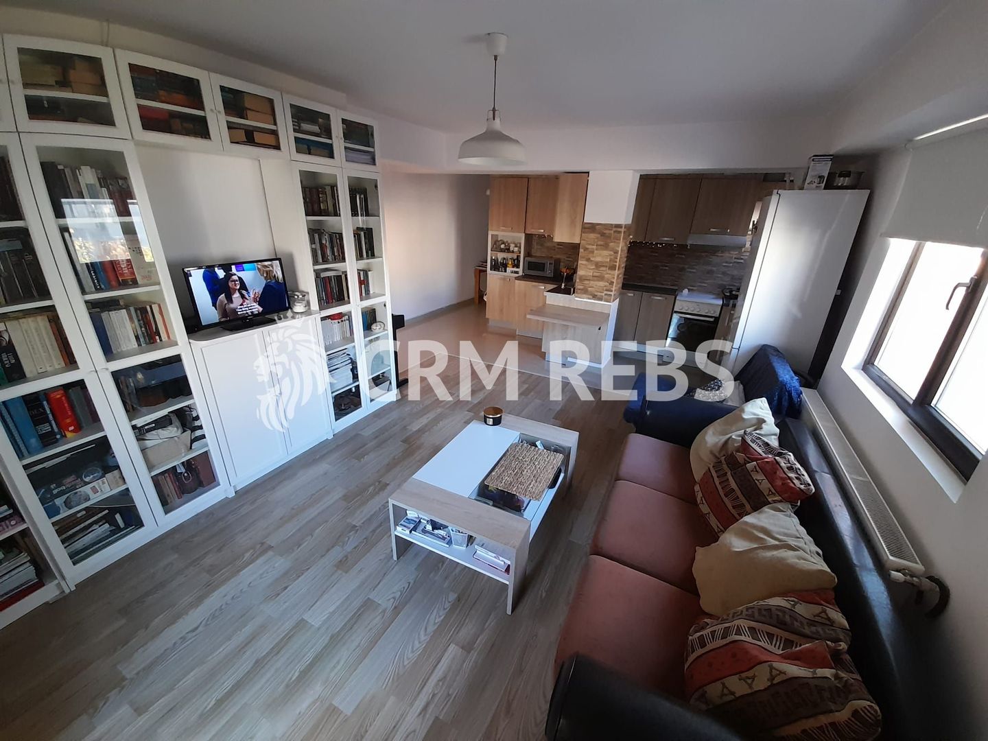 Apartament 2 camere, renovat cu bun gust, zona Unirii - Poză 1