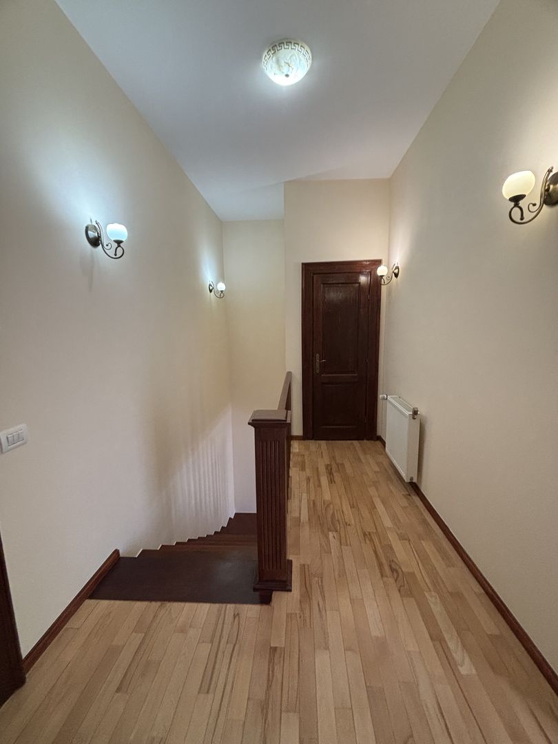 Vilă primitoare zona Modern - Poză 5