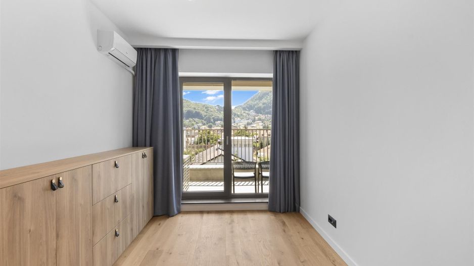 Apartament 25 cam Premium Central | Parcare Subterana si Utilitati incluse - Poză 12