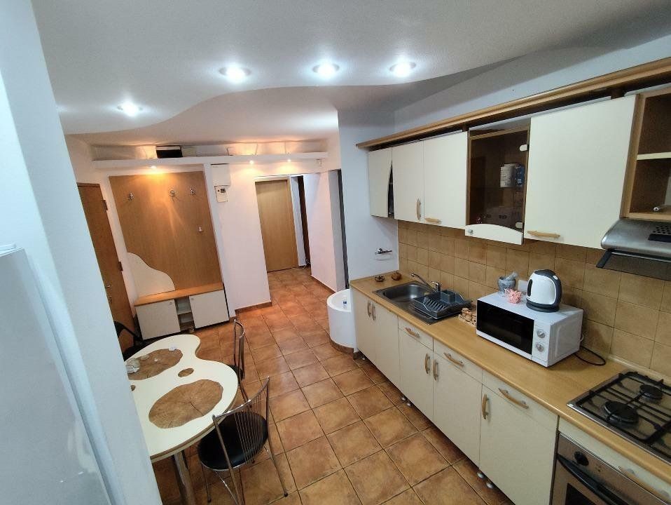 Girocului-Spitalul Judetean | 3 Camere | Centrala | Aer Conditionat | Boxa - Poză 2