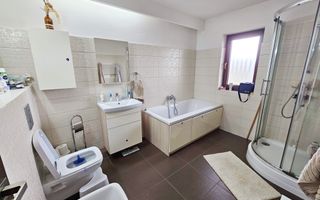 Casa 4 camere, mobilata, utilata, 500 mp teren, asfalt, Alba-Micesti - Poză 12