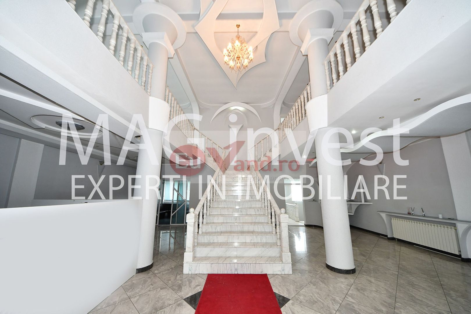 Exclusivitate - Vila P+2E - 15 camere, garaj - Mazepa 2, str. Al. Cernat - Poză 1