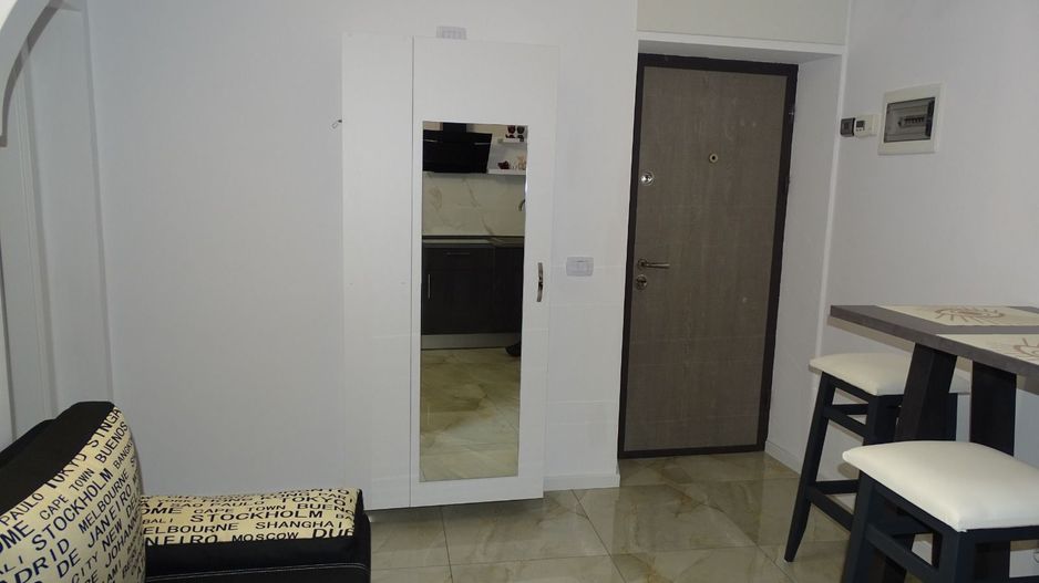 Apartament de închiriat, zonă centrală - Poză 9