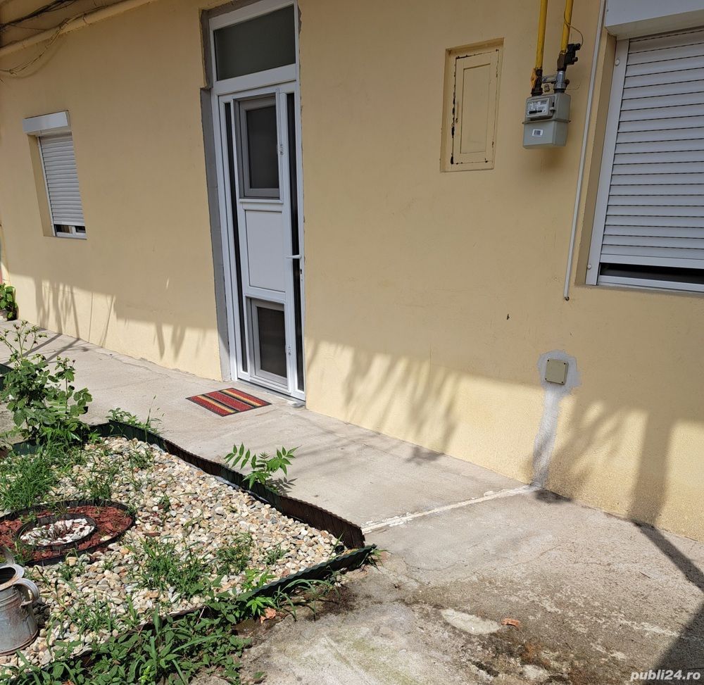 Apartament 2 camere Piata Traian - la curte cu centrala - Poză 9