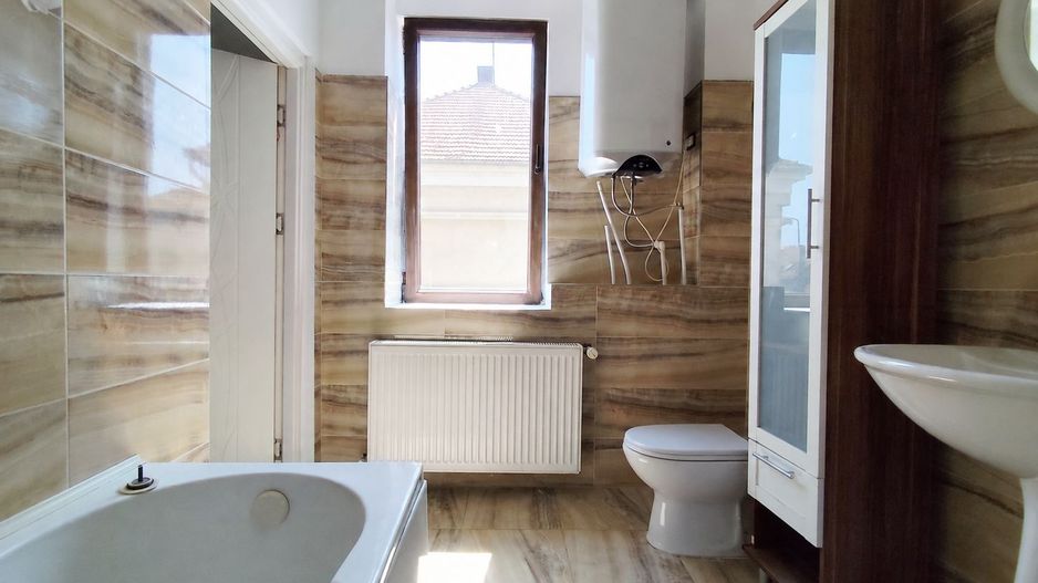 Apart.ultracentral 2 cam.et.1, pe str.Evreilor Deportati 64, Oradea - Poză 13