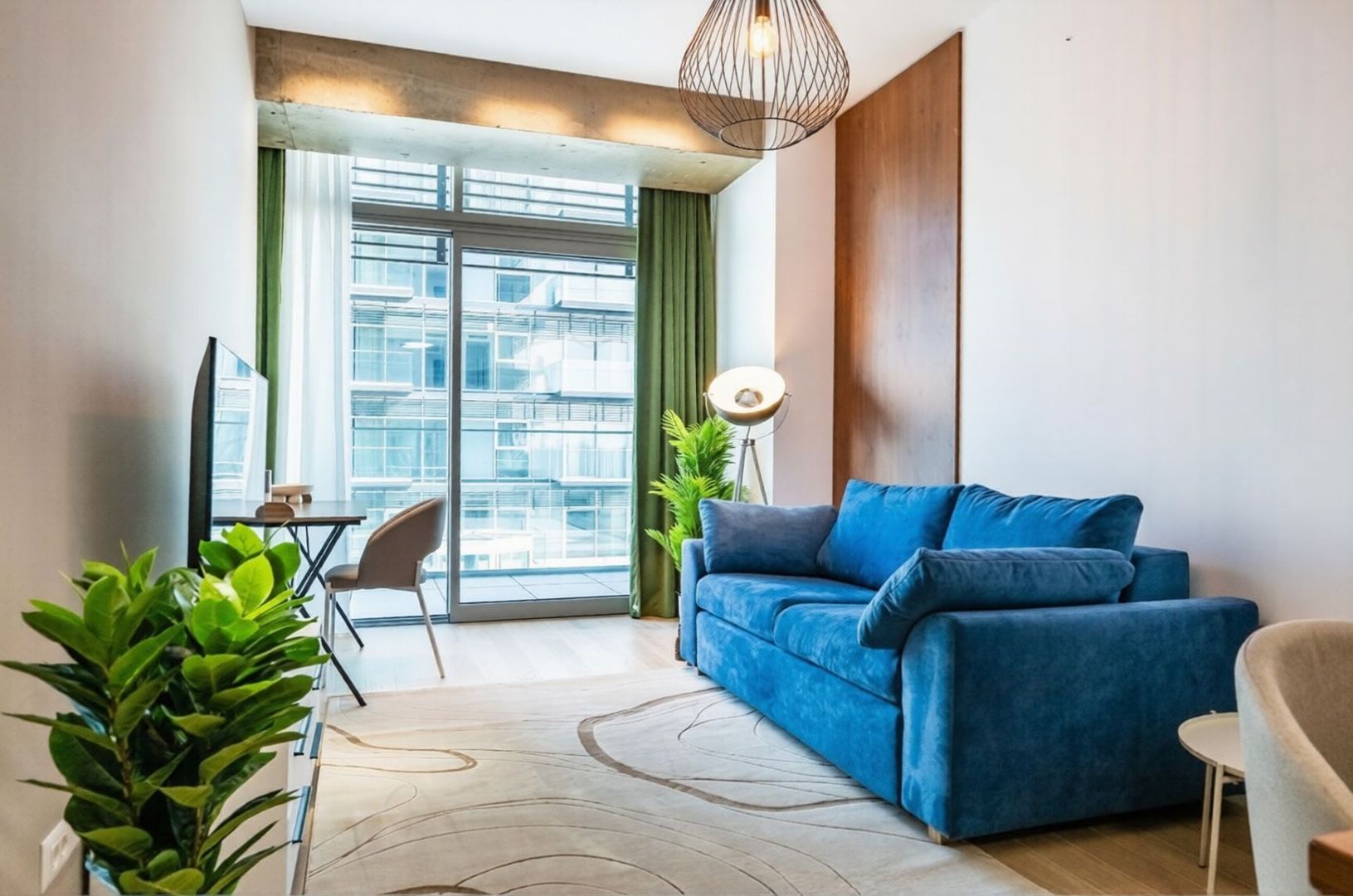 Apartament High End 2 camere Upsite I Loc de parcare si boxa - Poză 1