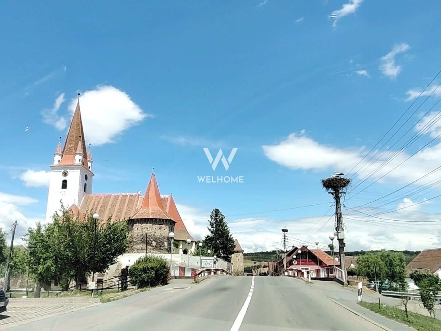 Casa Sibiu -  4 camere, 2 bai, curte - Poză 8