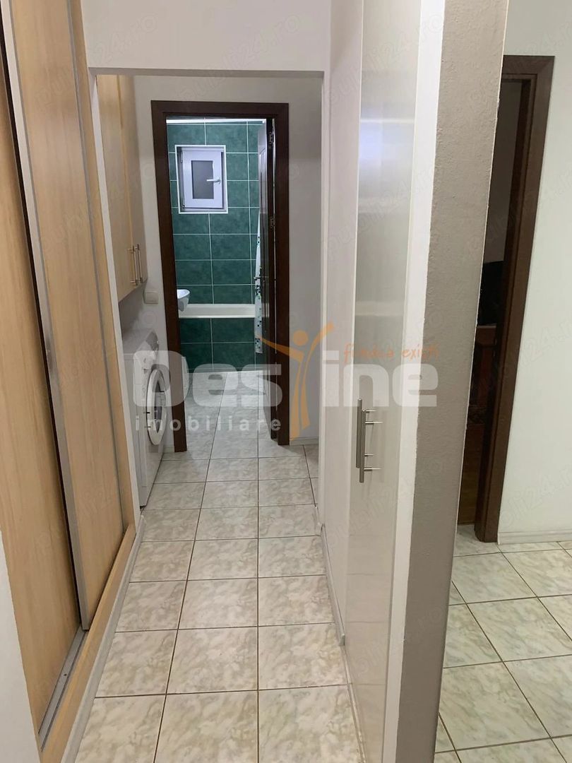 Inchiriez apartament 2 camere, zona Trocadero - Poză 4