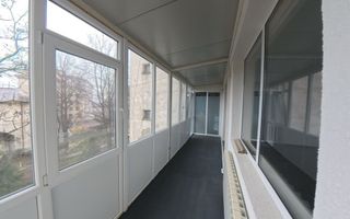 # inchiriez spatiu birou balcon centru Independentei - Poză 6