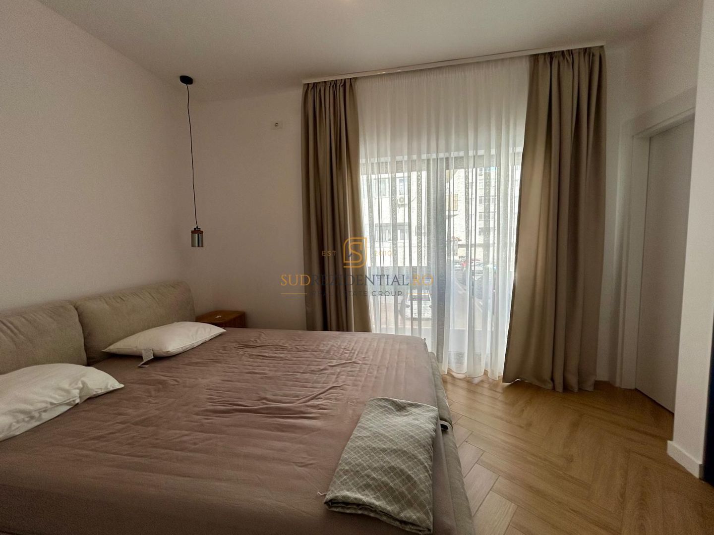 Casă 4 camere | 3 dormitoare | 3 bai | Mobilată premium | Curte 175 mp - Poză 7