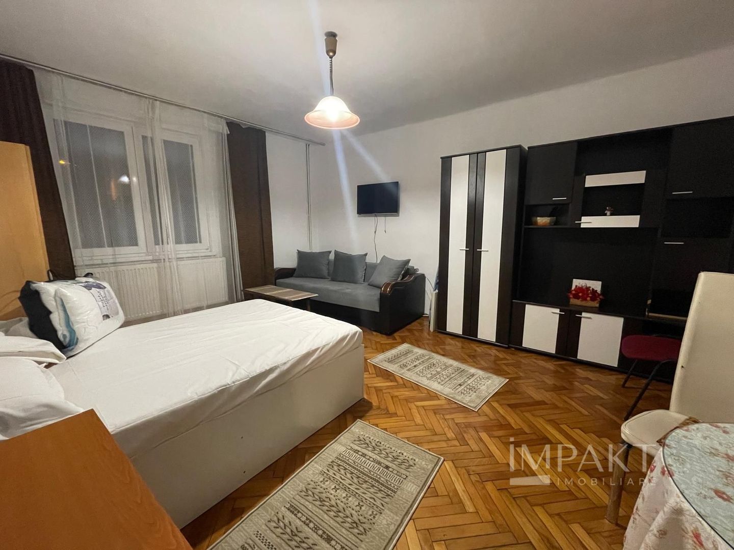 Apartament cu 1 camera in zona Centrala - Poză 1