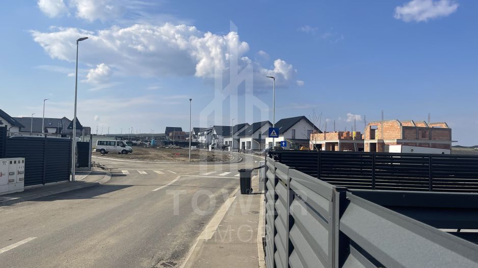 Casă pe un singur nivel INDEPENDENTĂ ENERGETIC - Cartier NOU - Poză 6