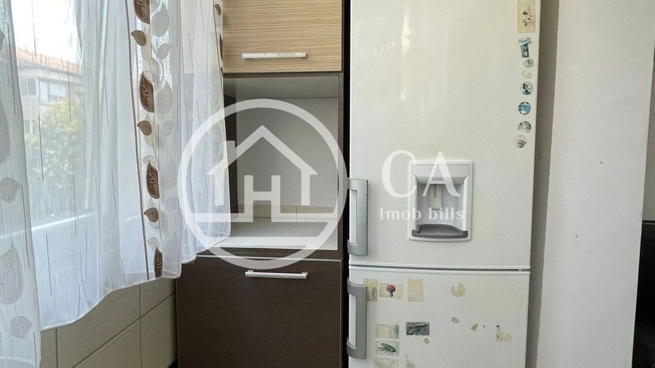 Apartament cu 3 camere de inchiriat in zona Rogerius, Oradea - Poză 2